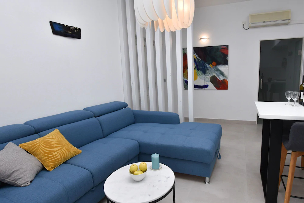 Apartments Uvala