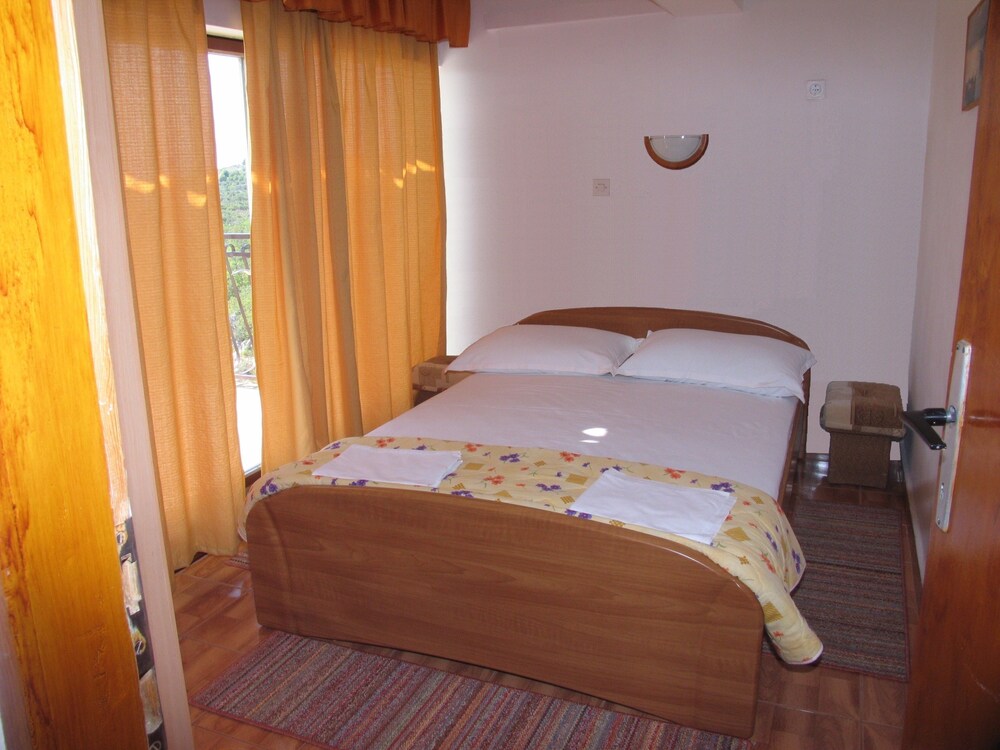 Apartments Villa Velin