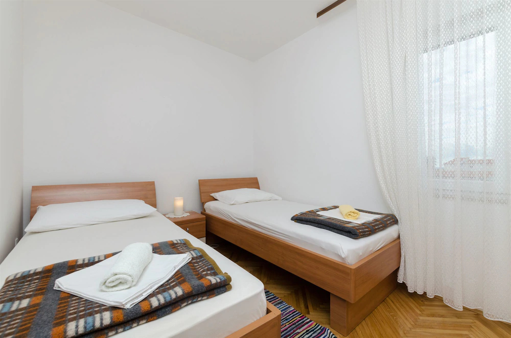 Apartments Zdravka G