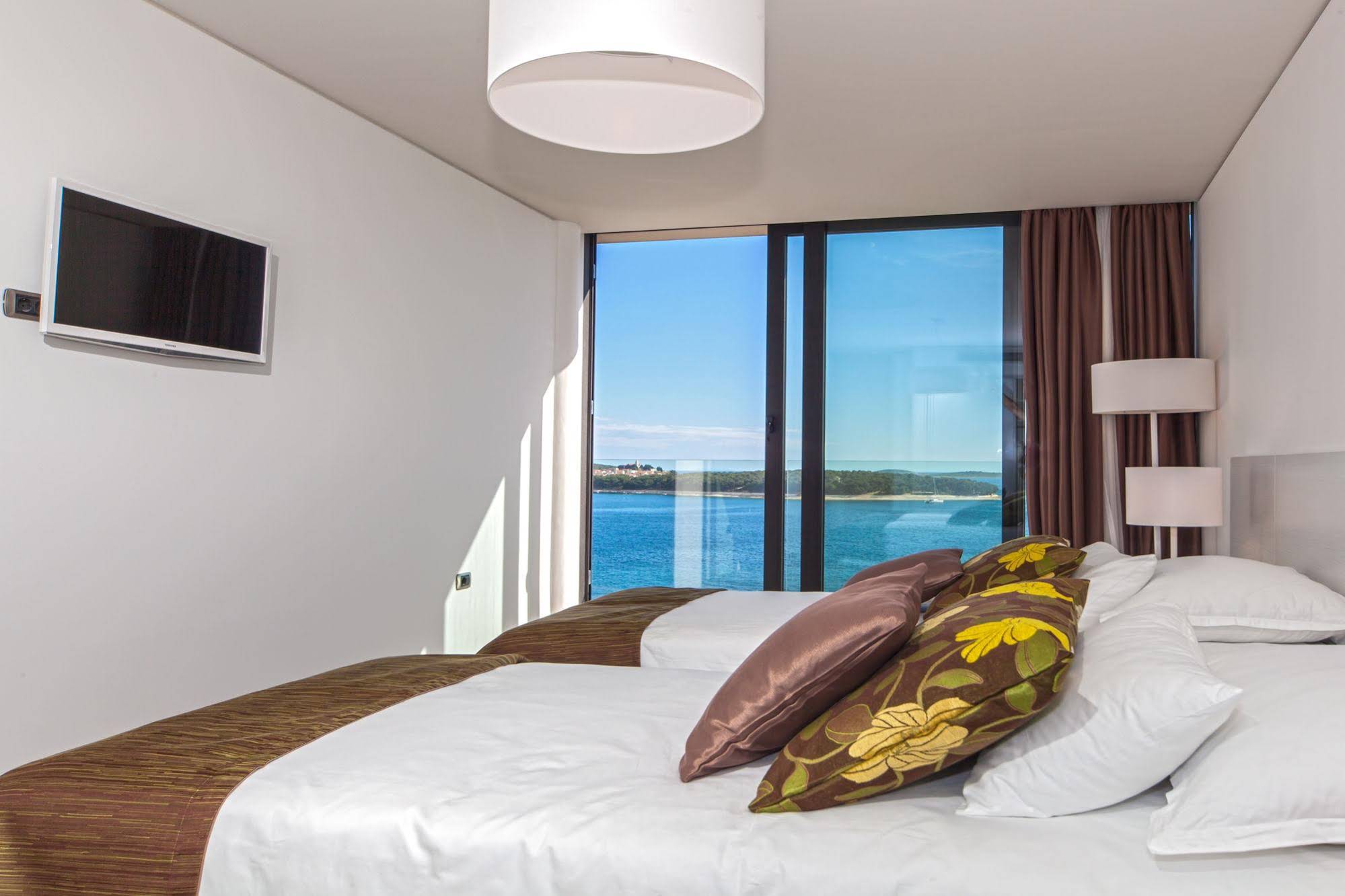 Golden Rays Luxury Villas