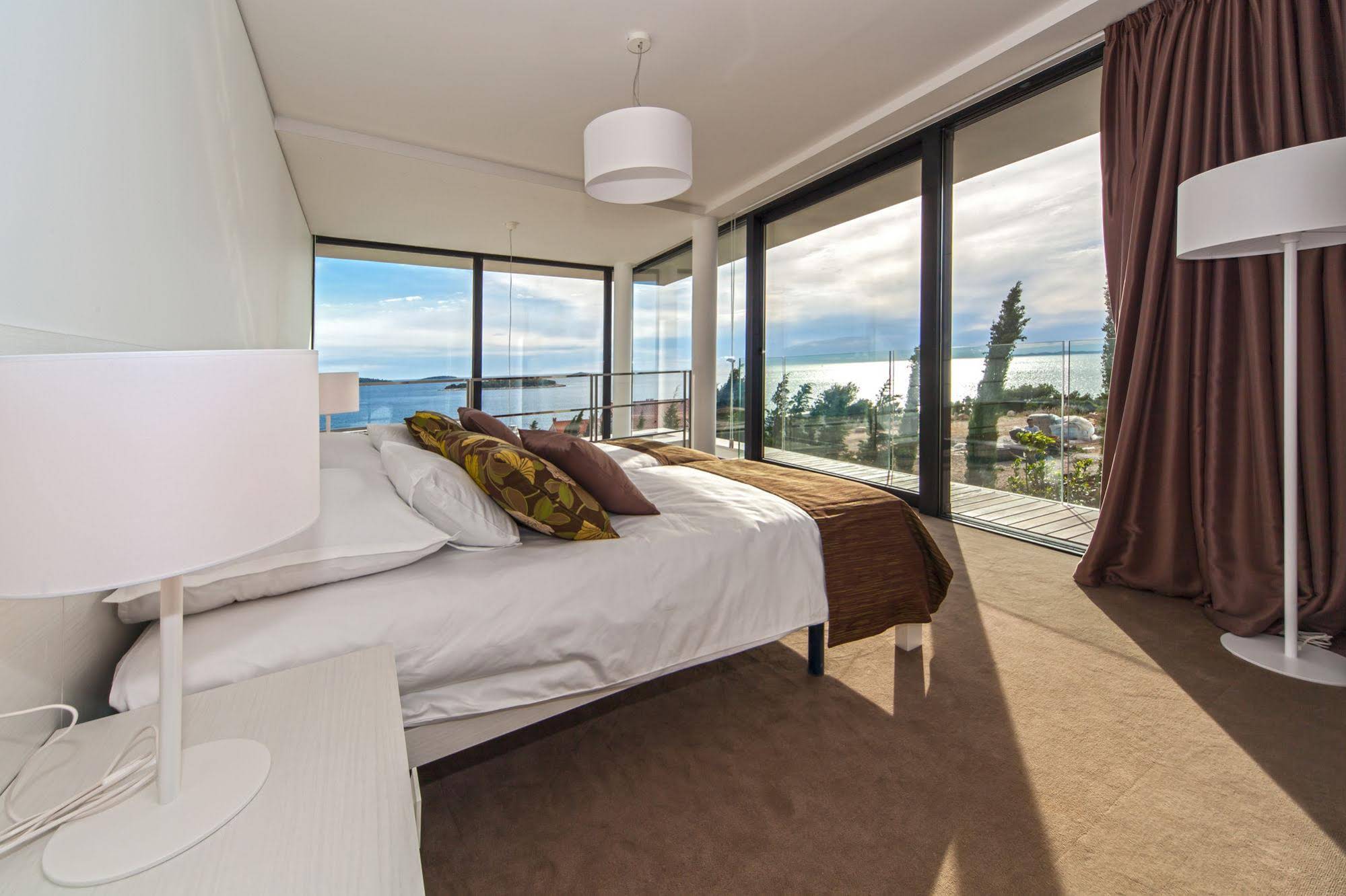Golden Rays Luxury Villas