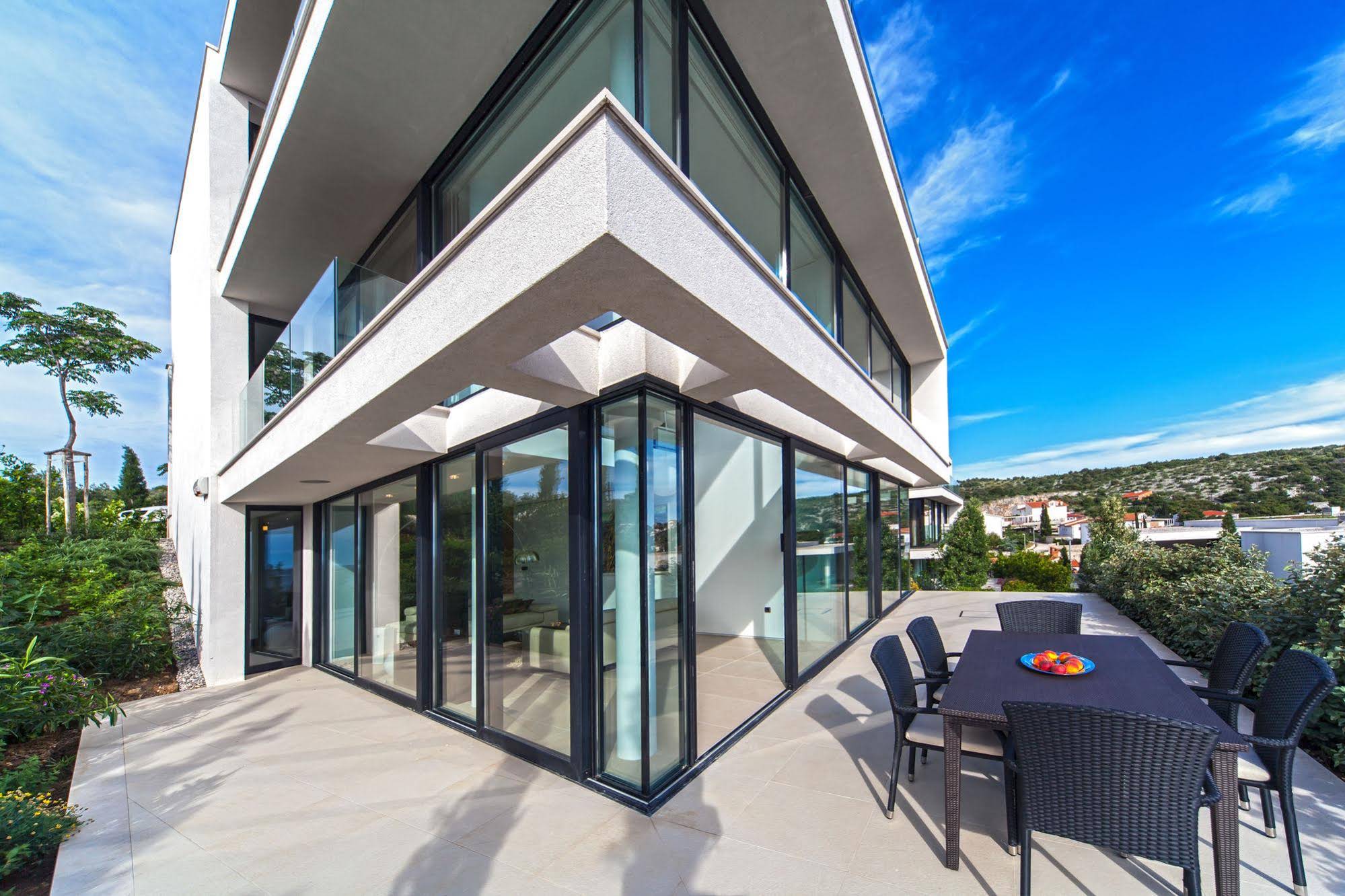 Golden Rays Luxury Villas