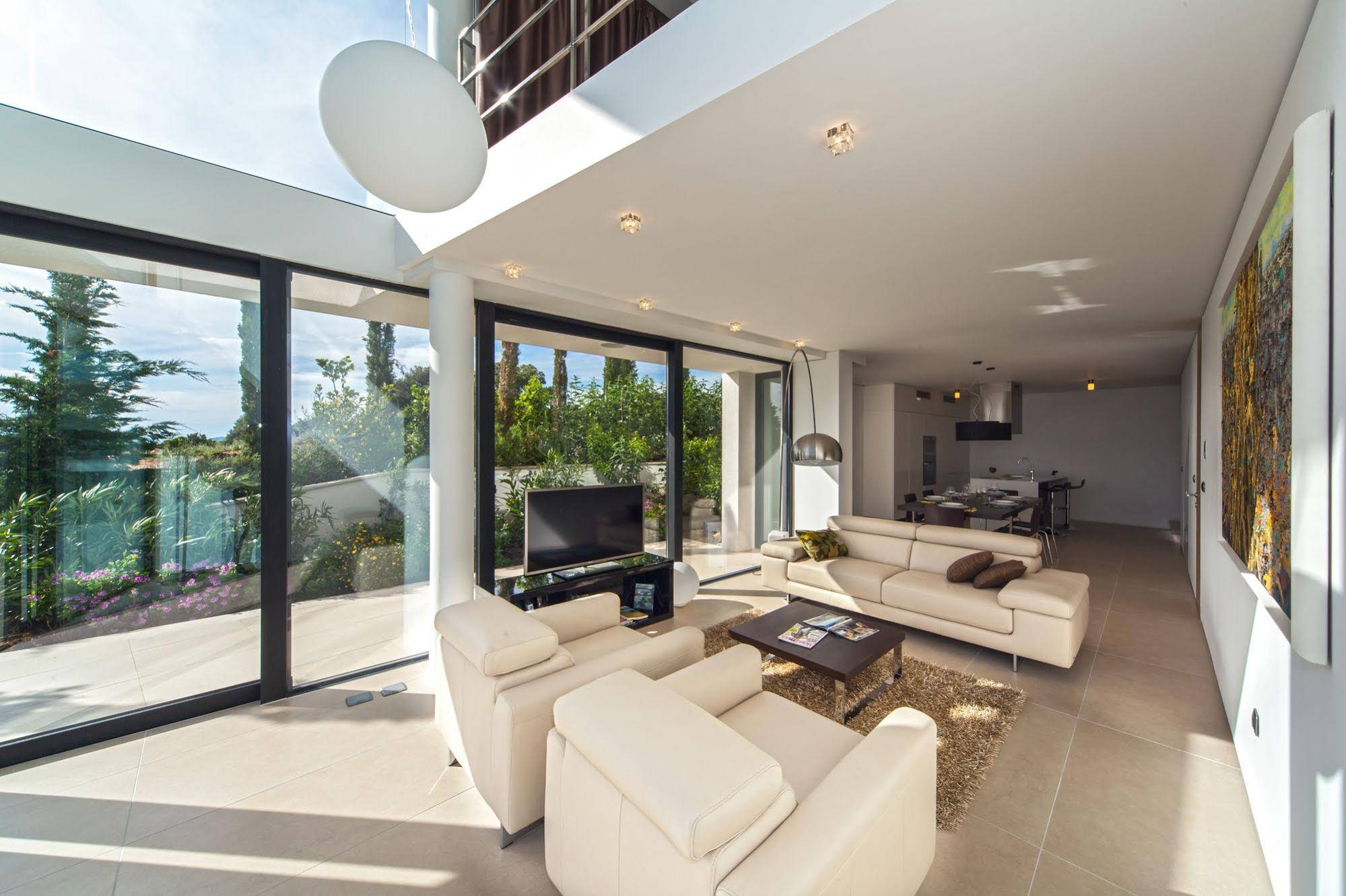Golden Rays Luxury Villas