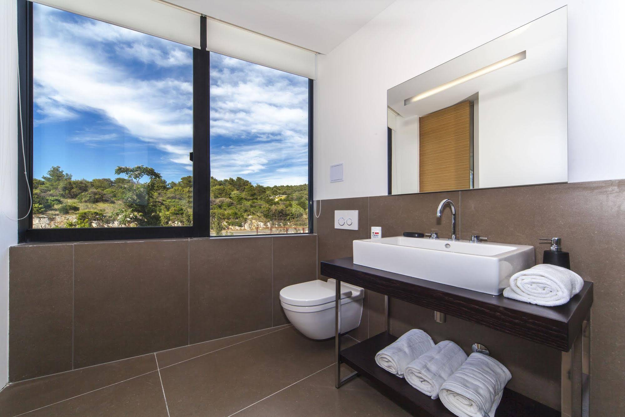 Golden Rays Luxury Villas