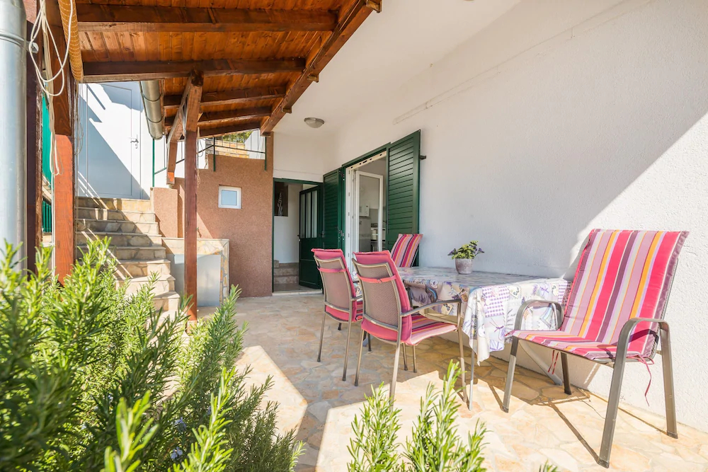 Holiday Home Lucy