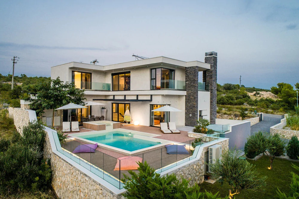 Luxury Villa Golden Eye