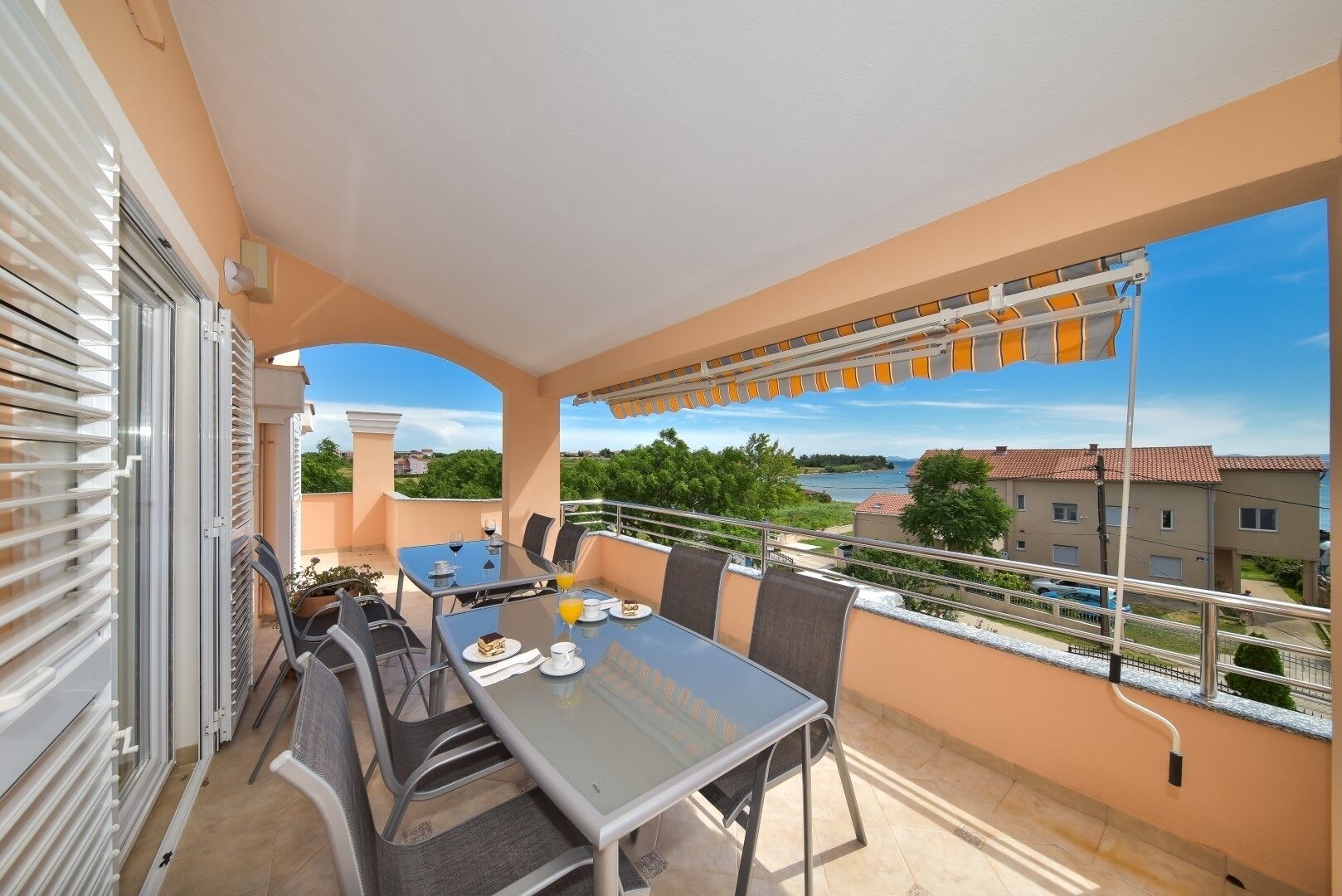 Apartments Ani - with pool