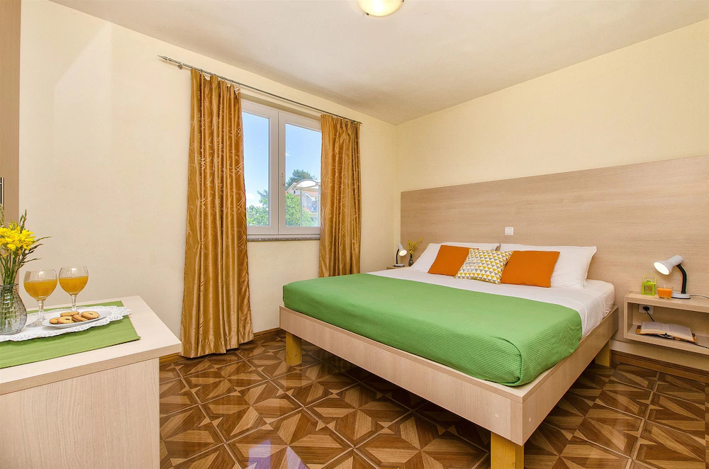 Apartments Glavan