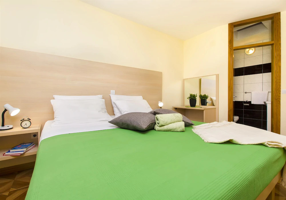Apartments Glavan