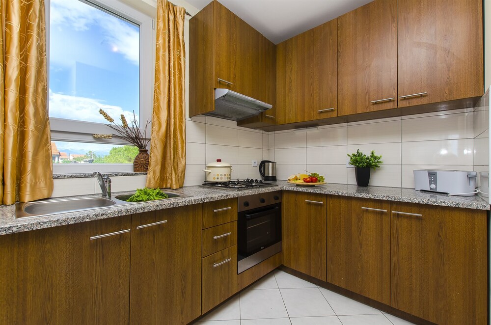 Apartments Glavan