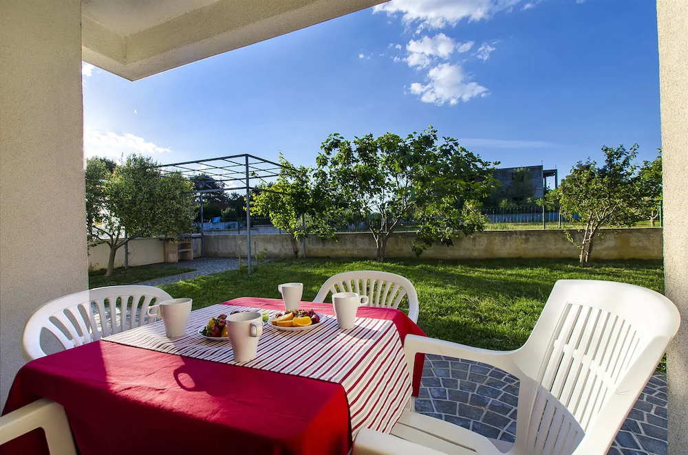 Apartments Glavan