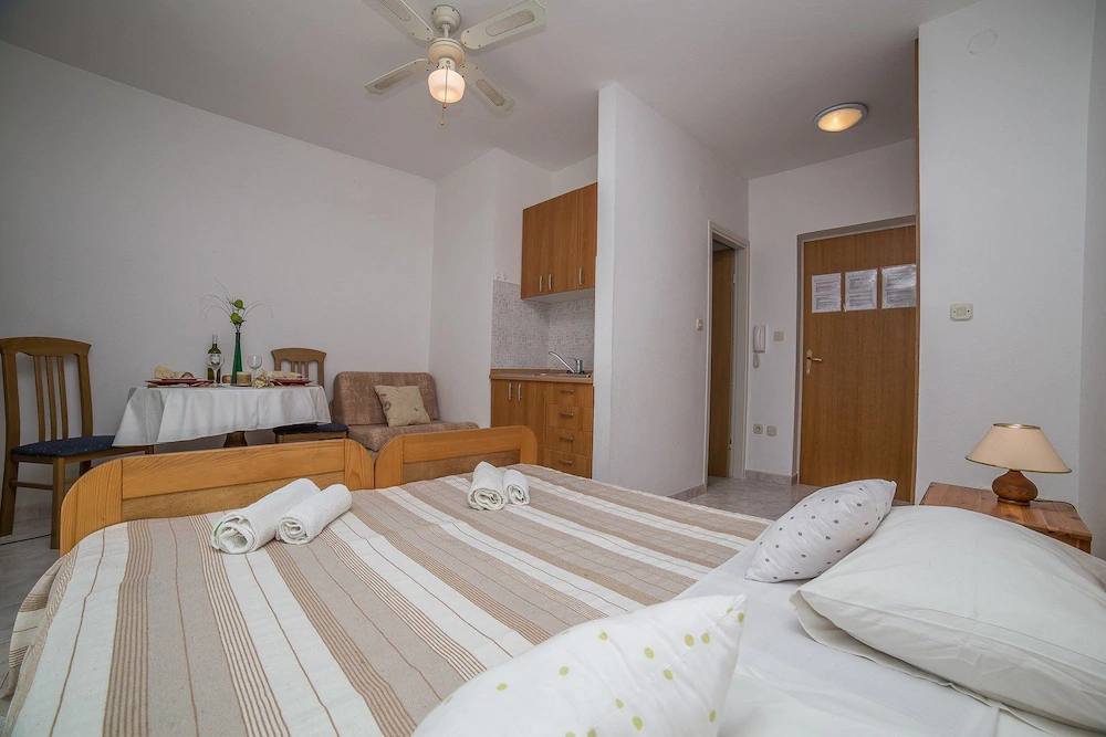 Apartments Klaric Sabunike