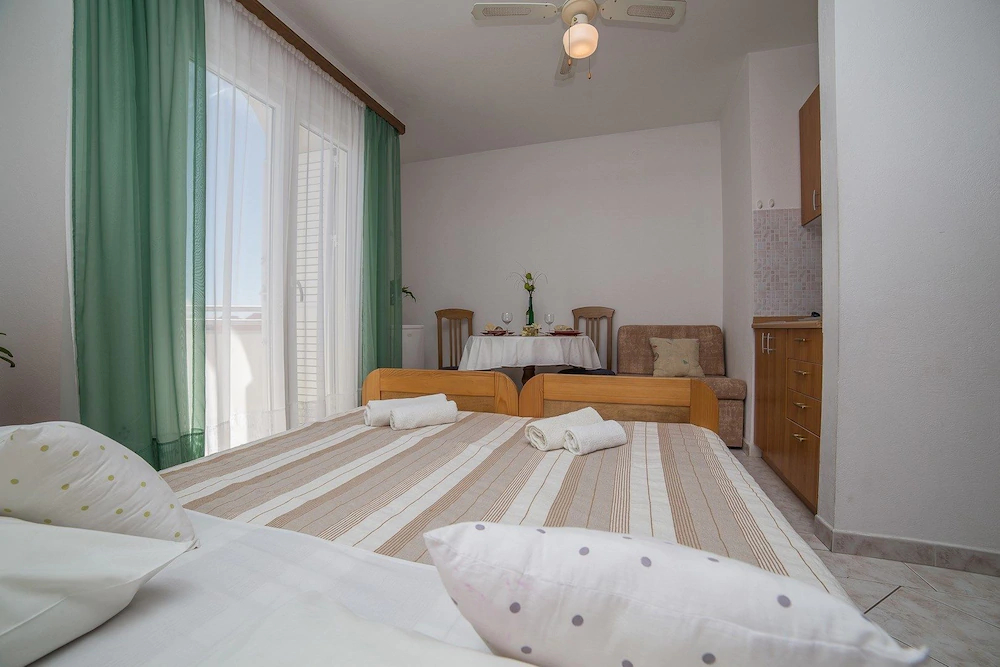 Apartments Klaric Sabunike