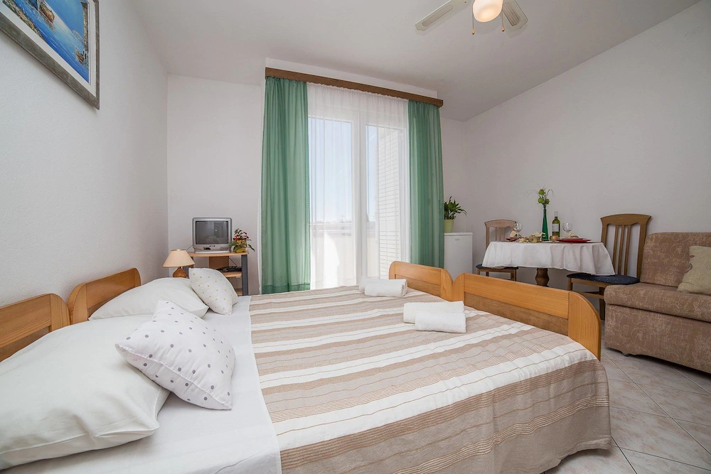 Apartments Klaric Sabunike