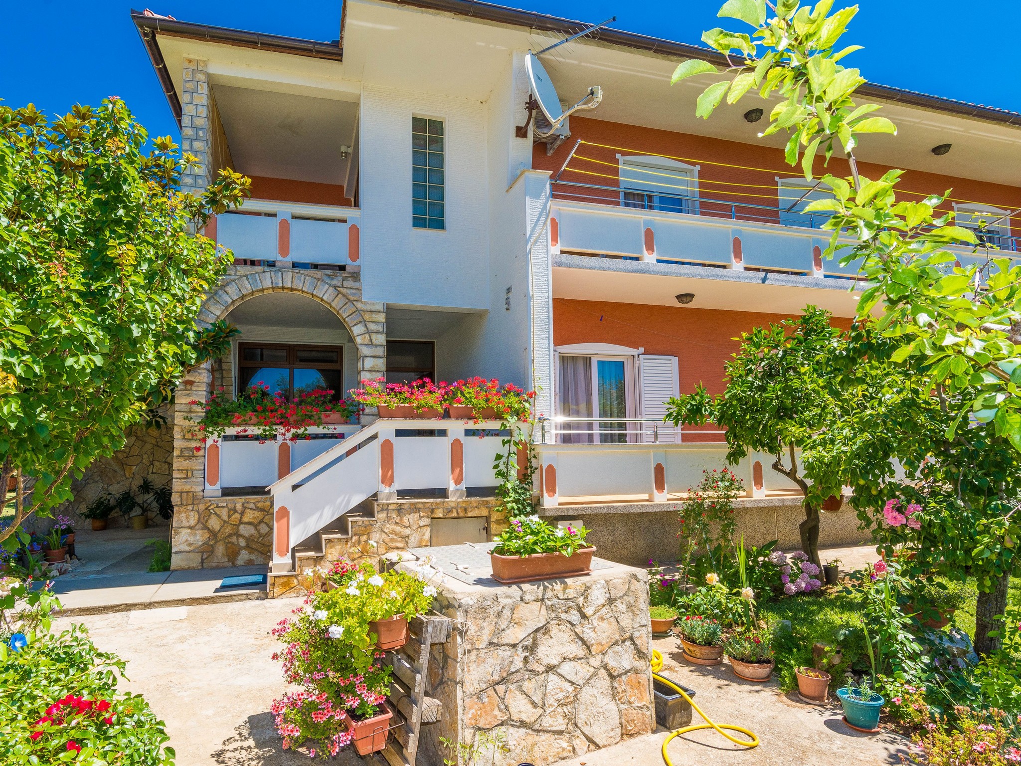 Blanka Apartments