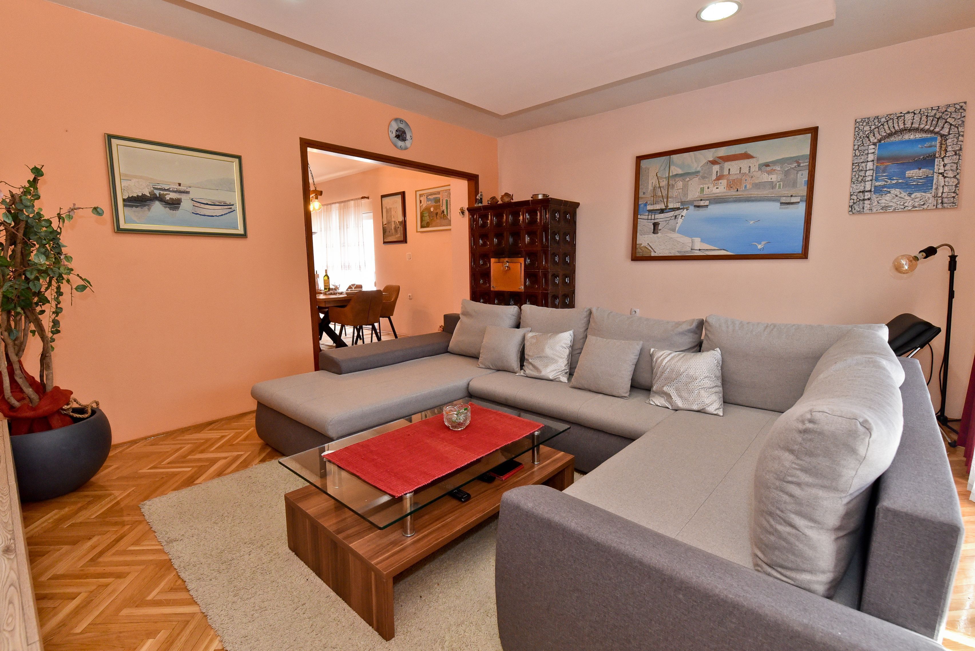 Family Home Agava