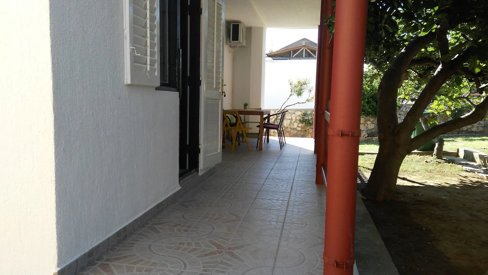 House Ana