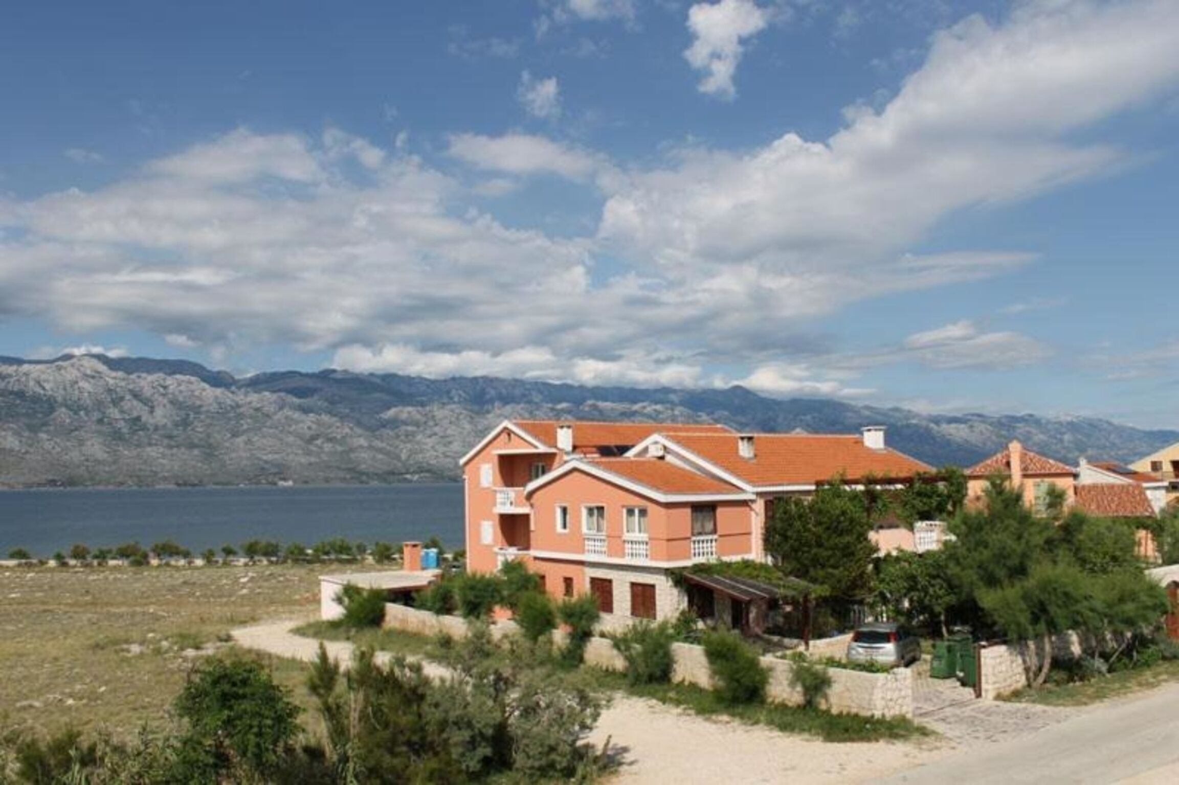 Villa Ata