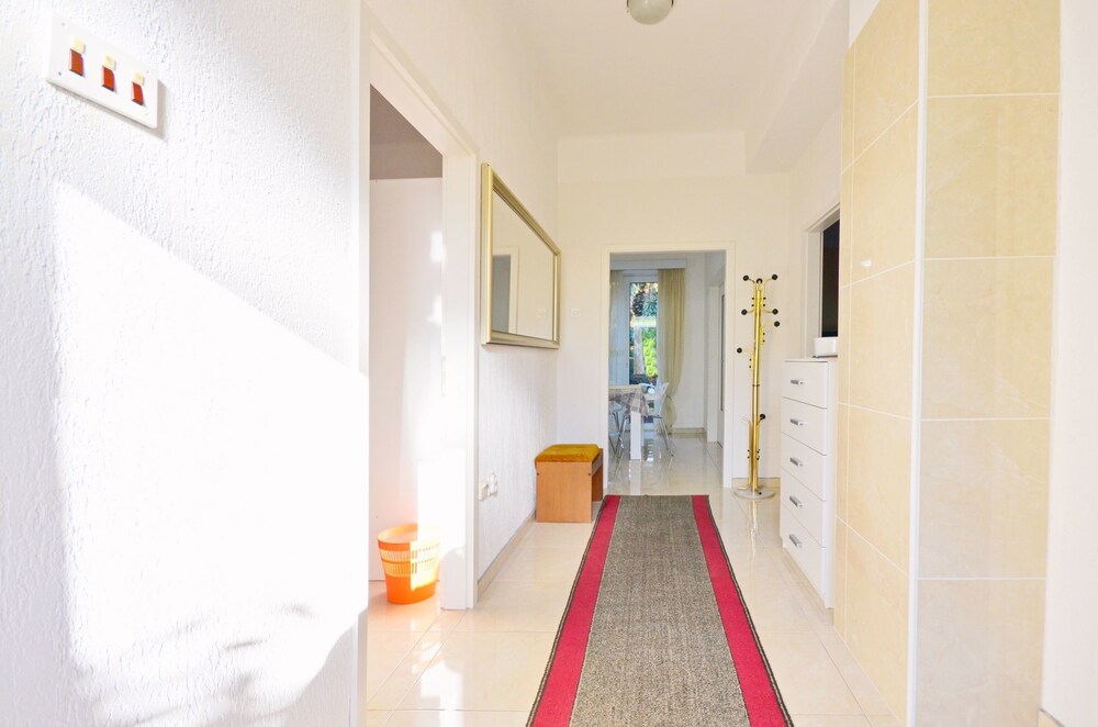 Apartments Andrijana