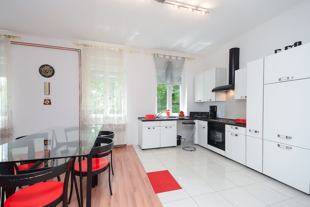 Apartments Andrijana