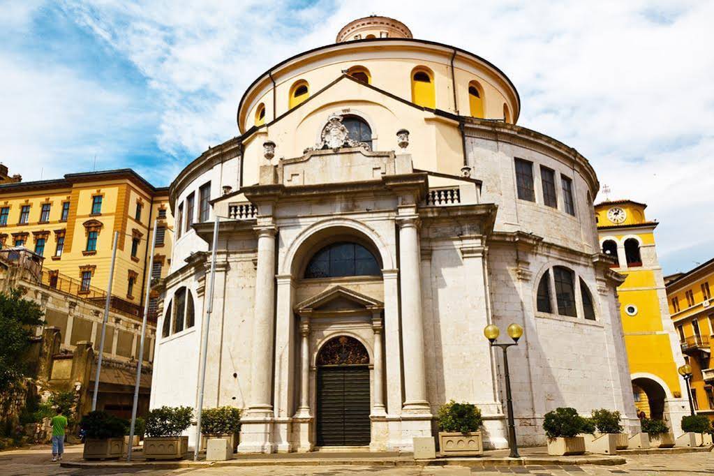 Hostel Morcic Ri
