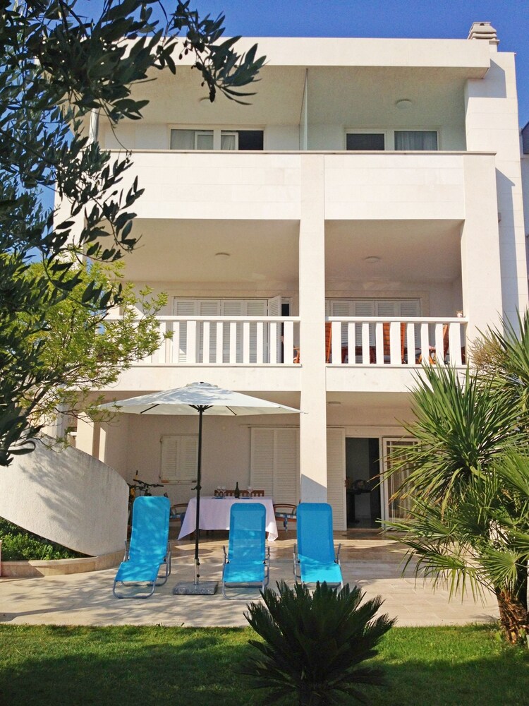 Apartment Marin
