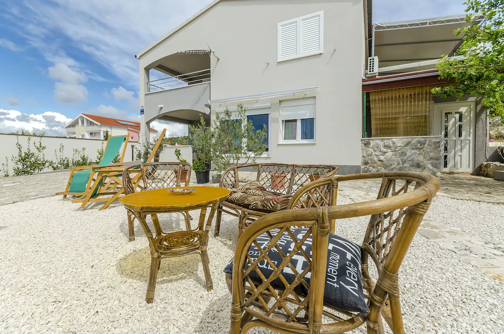 Apartment Mezaroca