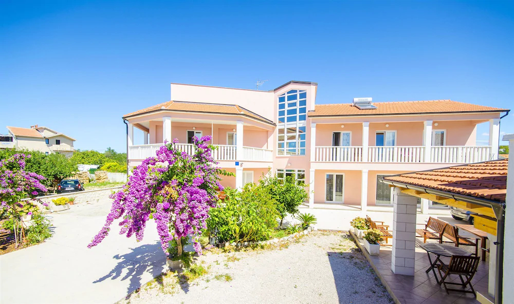Apartments Ante