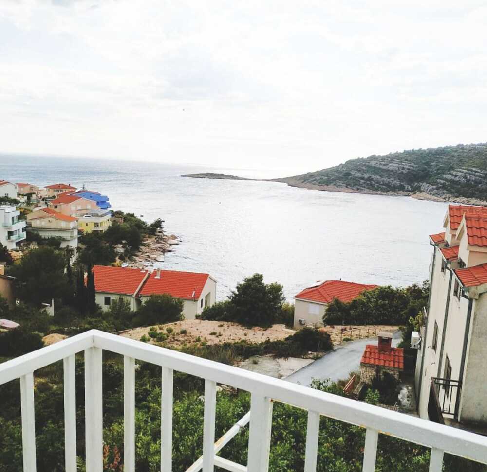 Apartments Antun