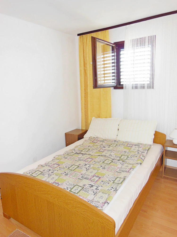 Apartments Antun
