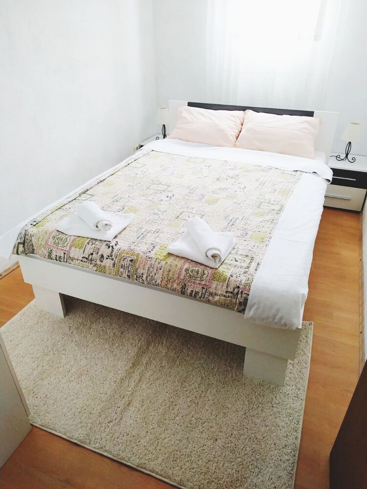 Apartments Antun