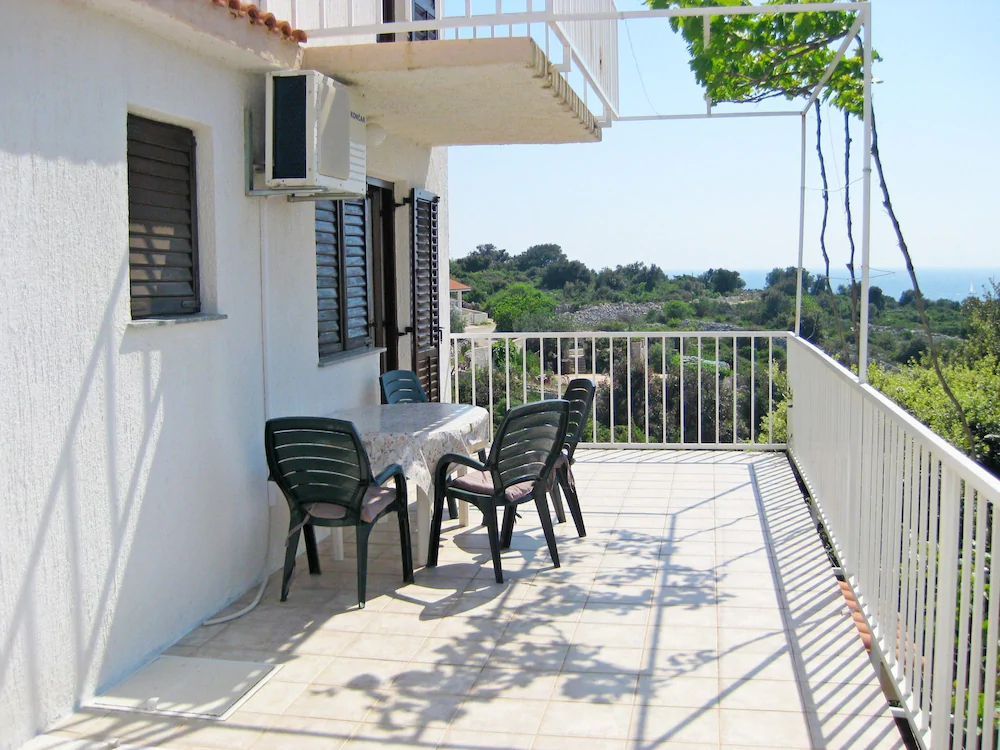 Apartments Antun