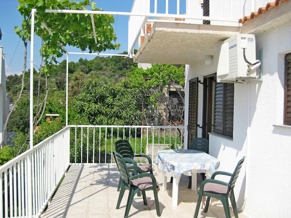 Apartments Antun
