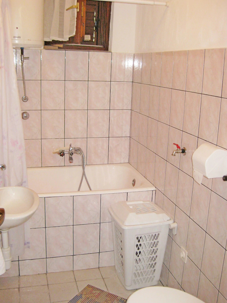 Apartments Antun