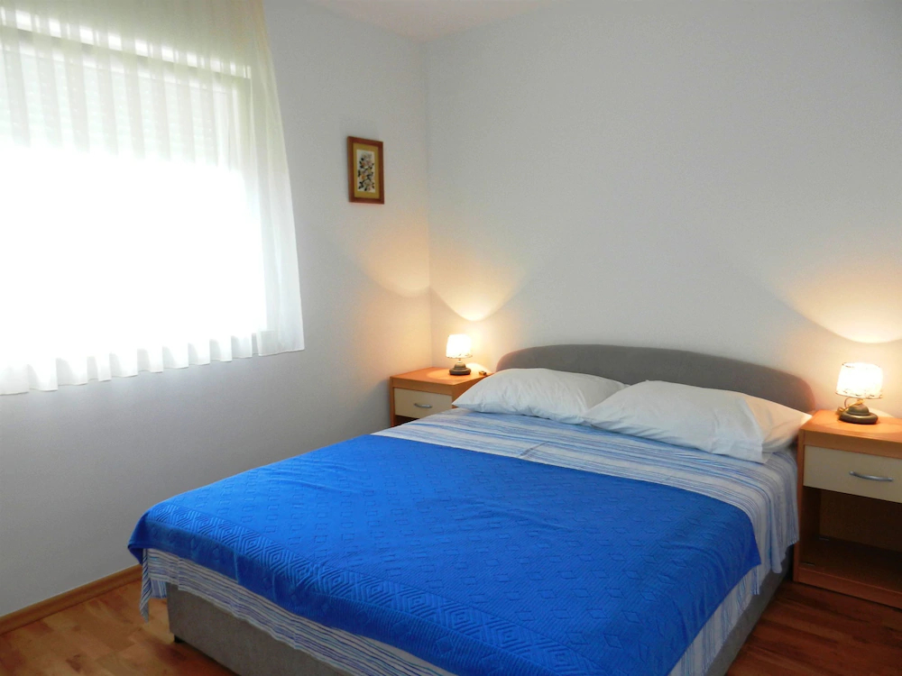Apartments Aurel