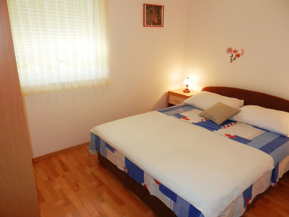 Apartments Aurel