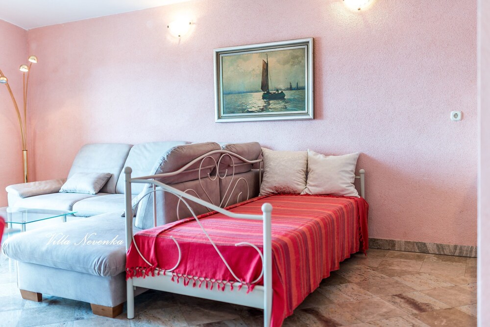 Apartments Babic