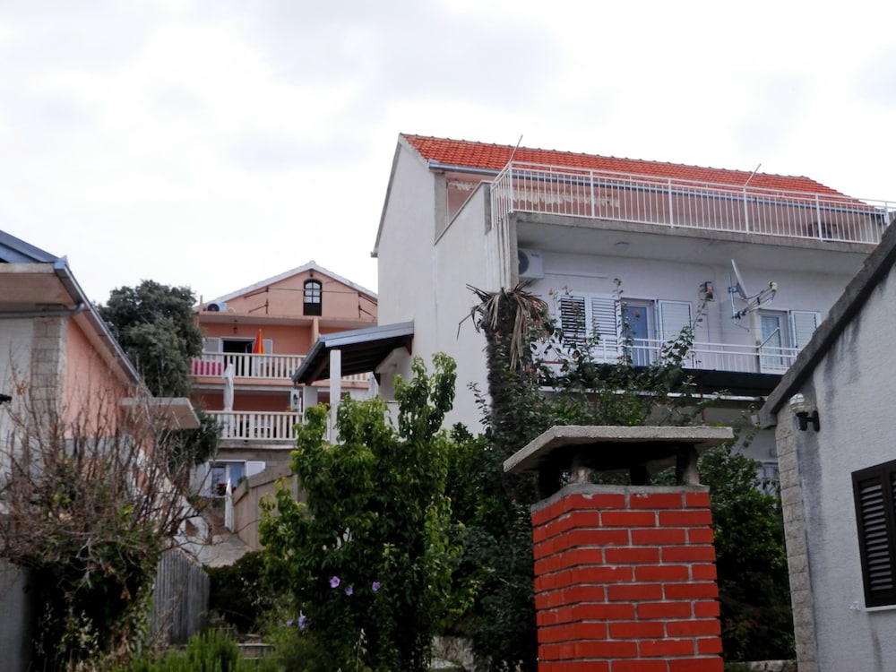 Apartments Bebe
