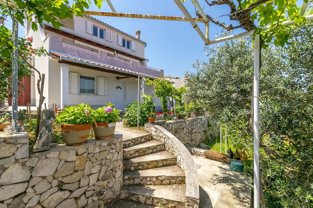 Apartments Božo