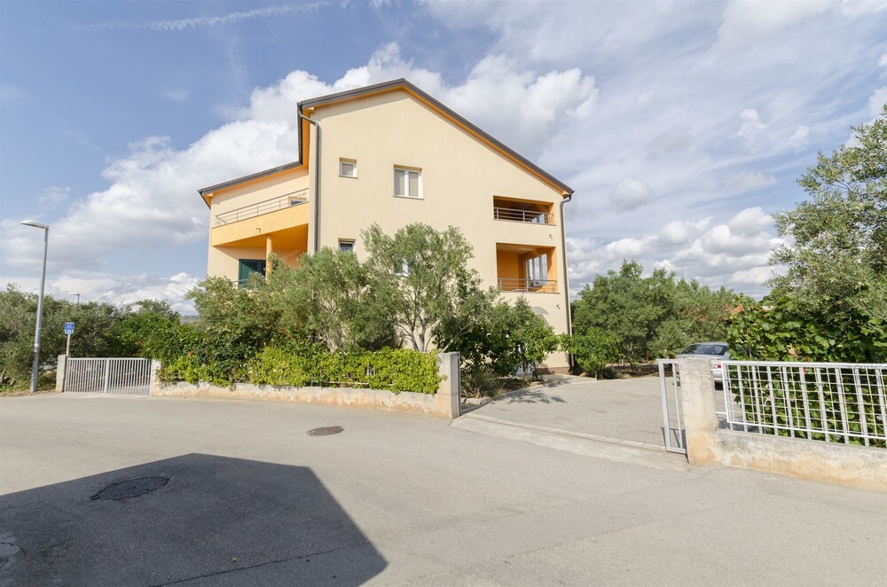 Apartments Bosko