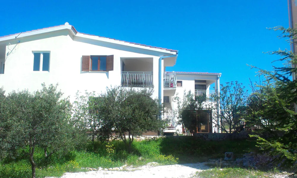 Apartments Flora