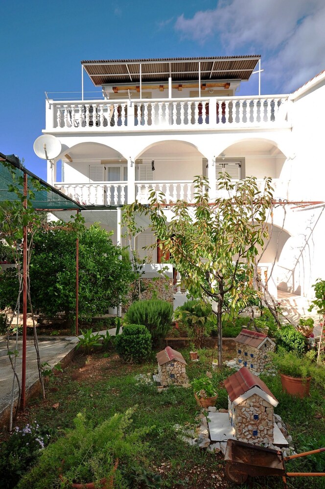 Apartments Franka