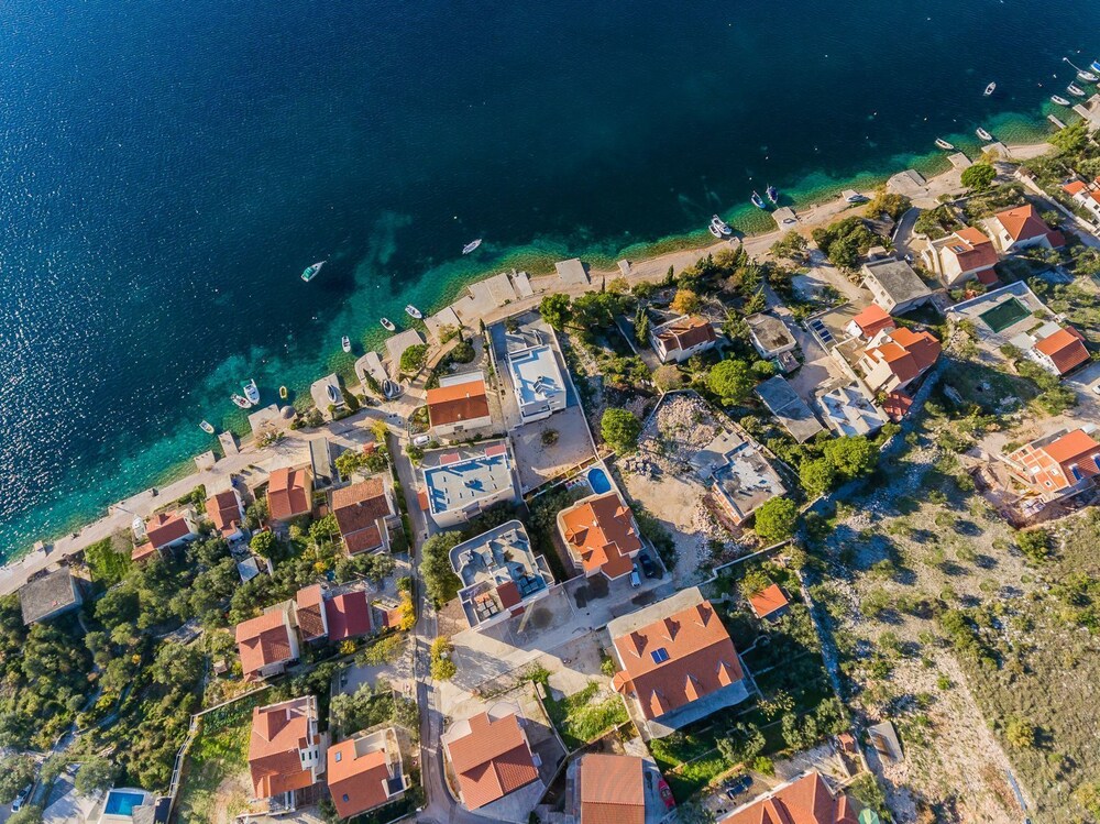 Apartments Ilija
