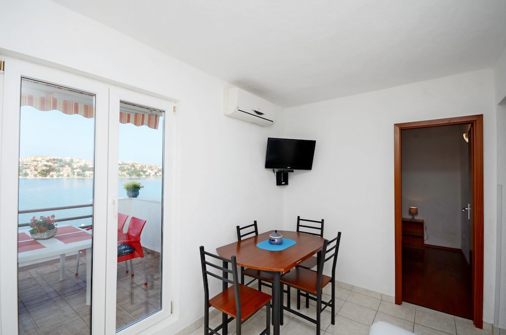 Apartments Jadranka