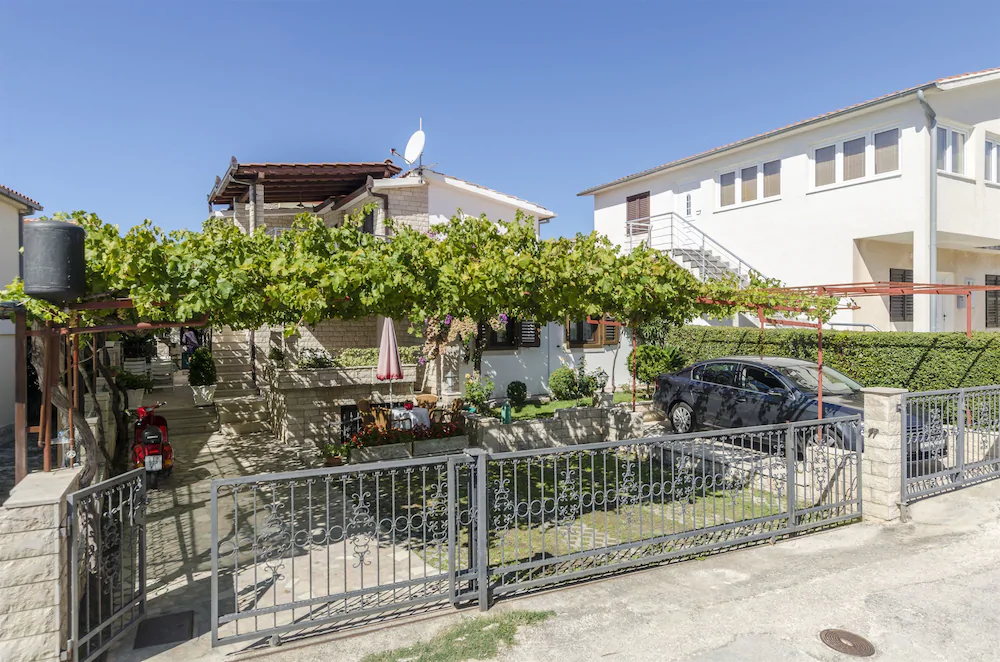 Apartments Janja