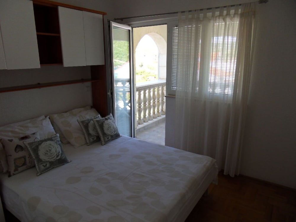 Apartments Jure