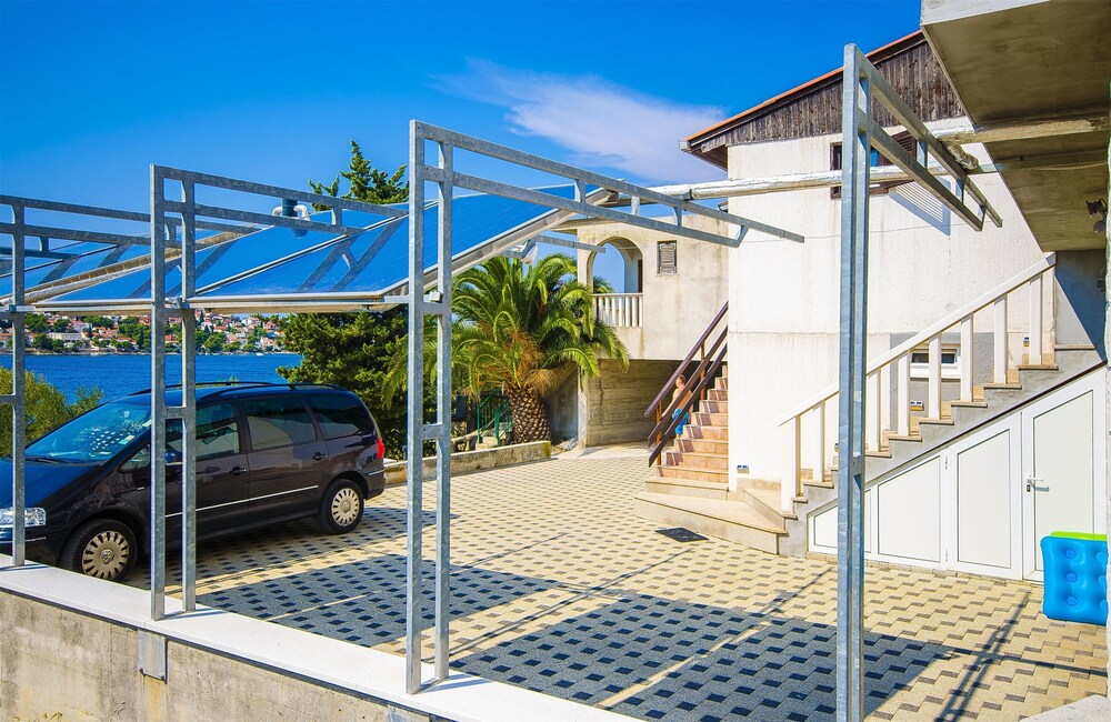 Apartments Ksenija