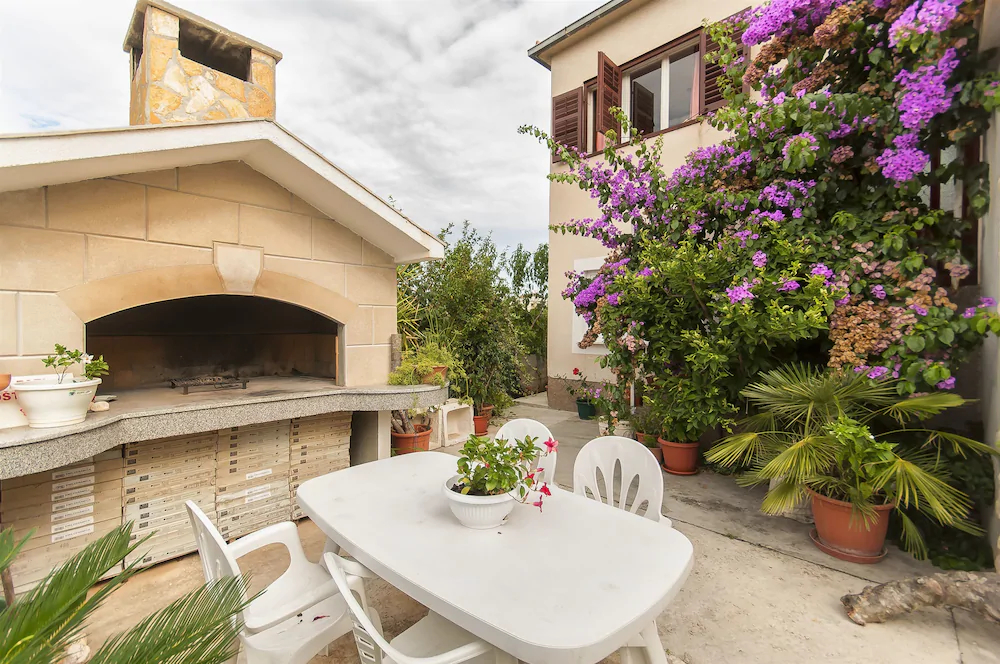 Apartments Ljiljana