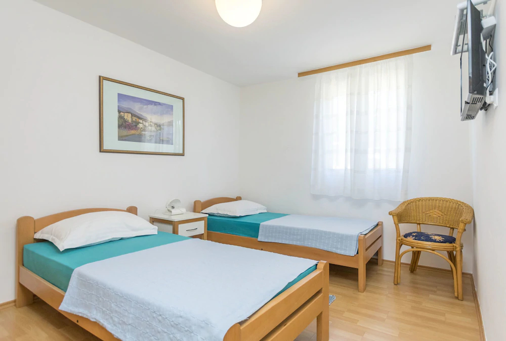 Apartments Ljubomir