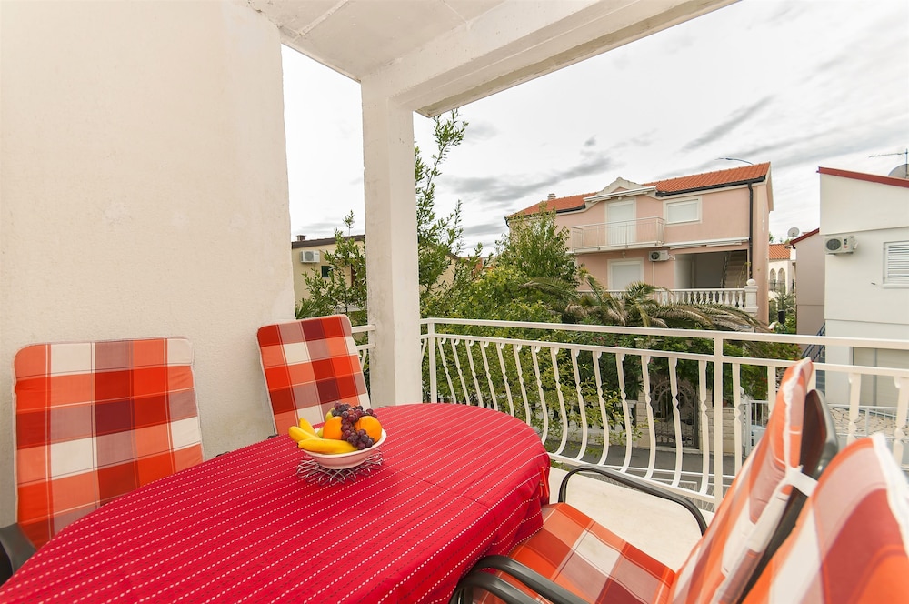 Apartments Luca